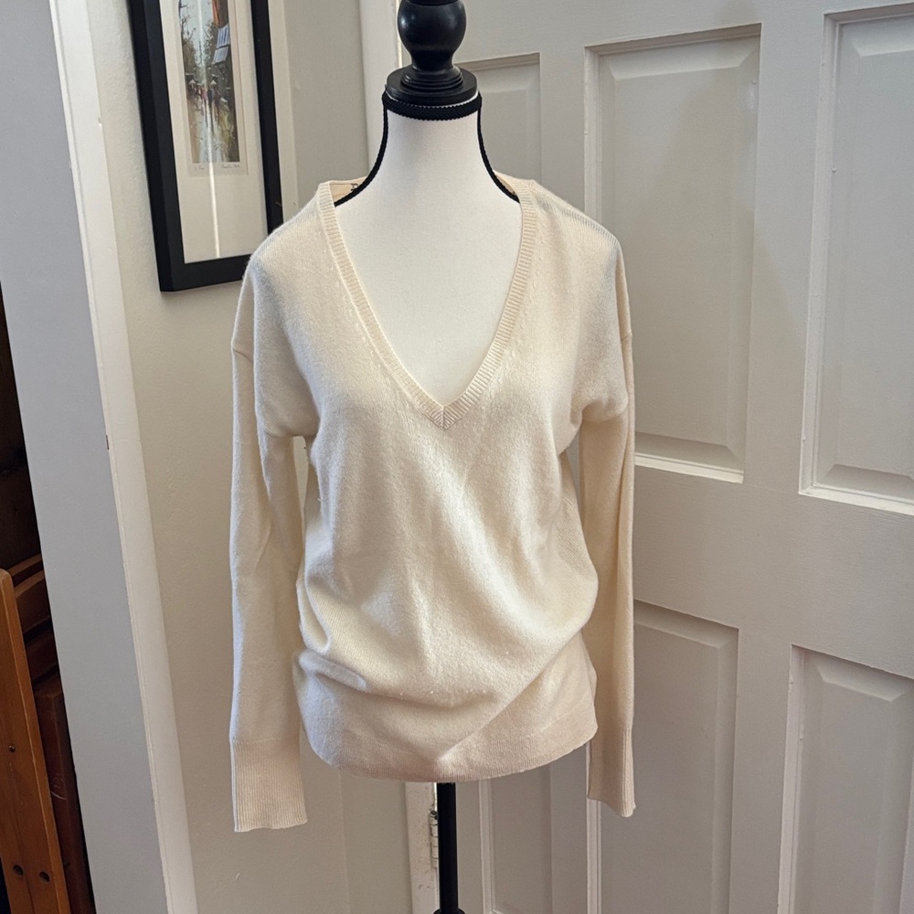 Halogen Cream V-Neck Sweater